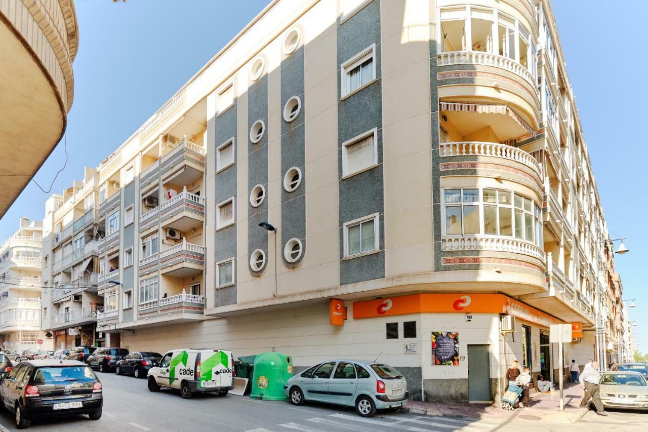 Calle Felix Rodriguez Τορεβιέχα Εξωτερικό φωτογραφία